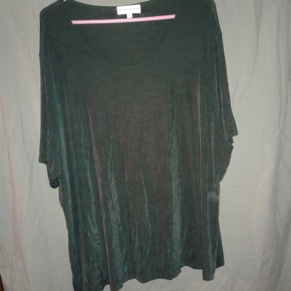 Dark green 3X Drapers & Damons top